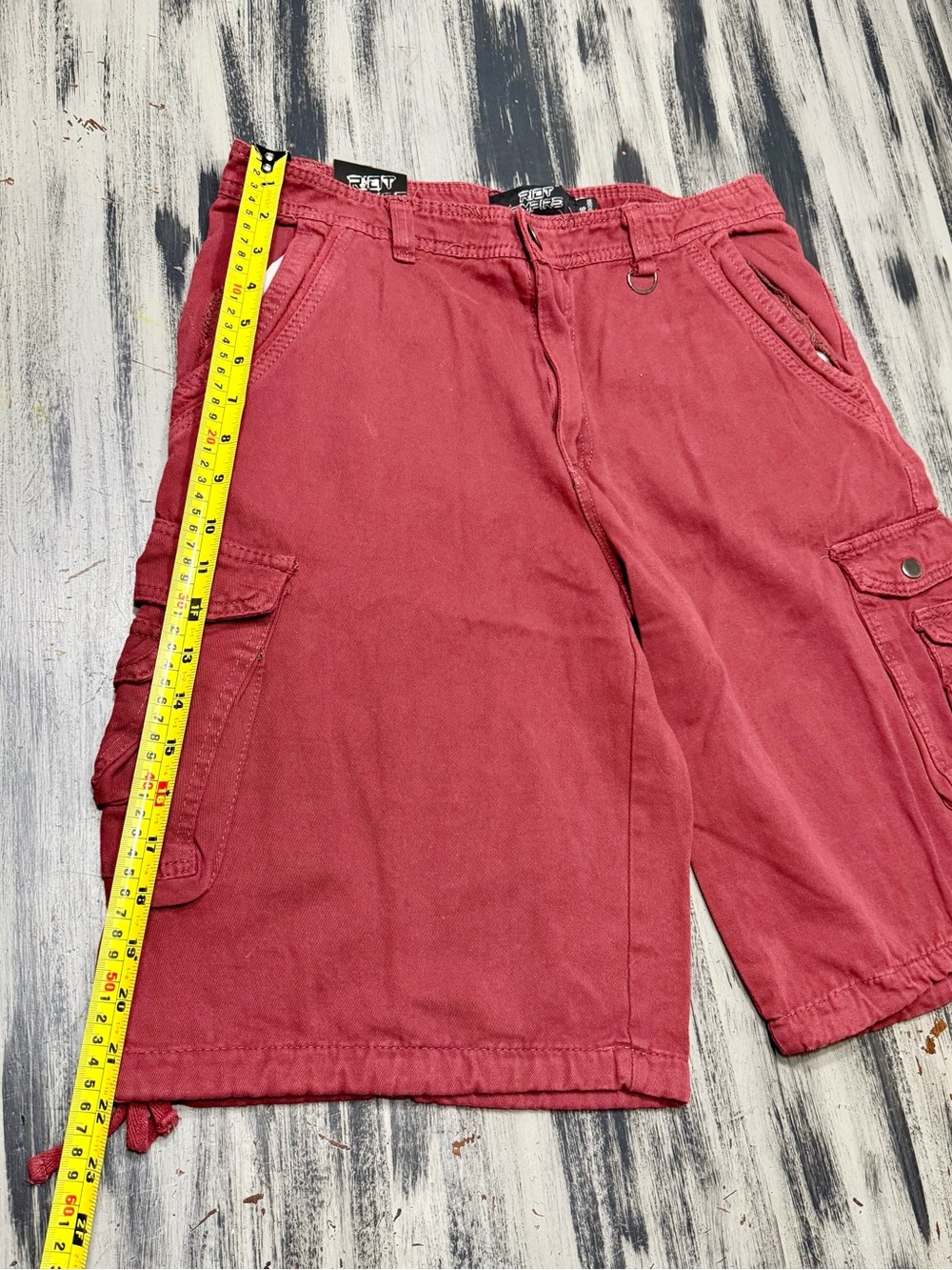 Riot Empire Men's Red Cargo Shorts Size 36 New with Tags - Picture 5 of 13